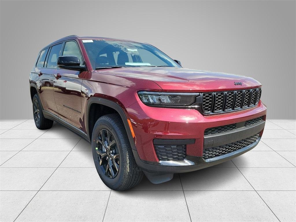 new 2024 Jeep Grand Cherokee L car, priced at $46,831