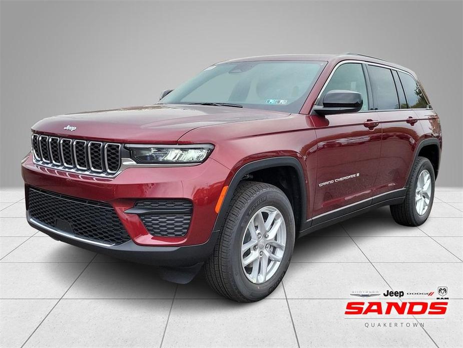 new 2025 Jeep Grand Cherokee car, priced at $42,190