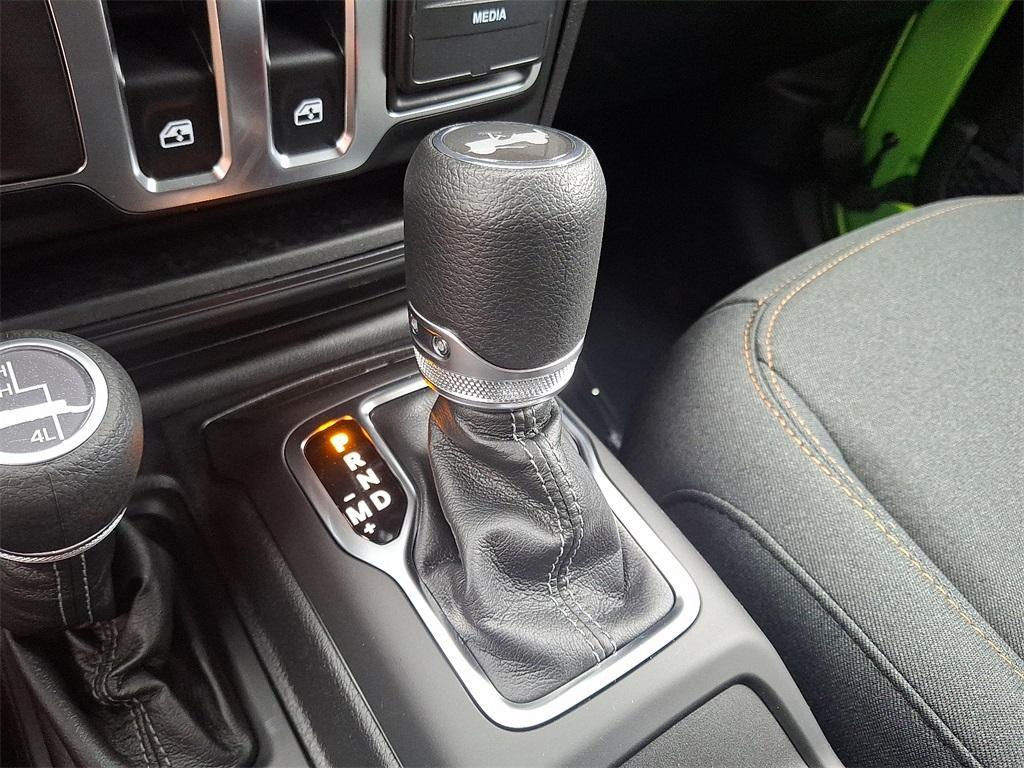 new 2025 Jeep Wrangler car, priced at $34,758