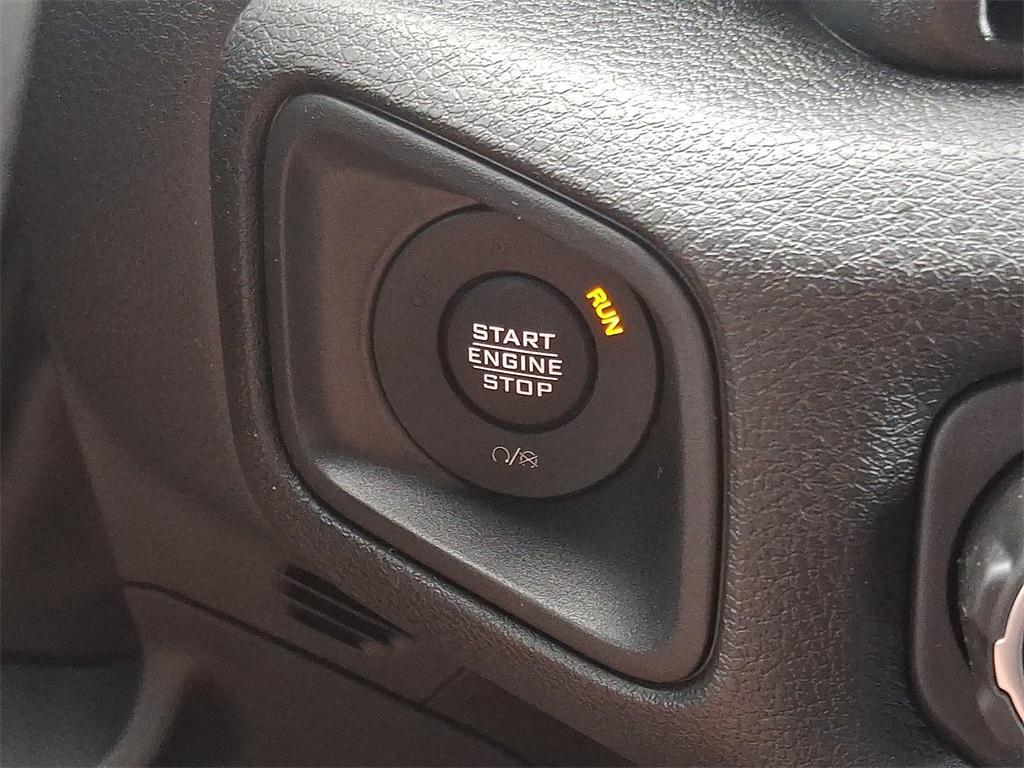 new 2025 Jeep Wrangler car, priced at $34,758