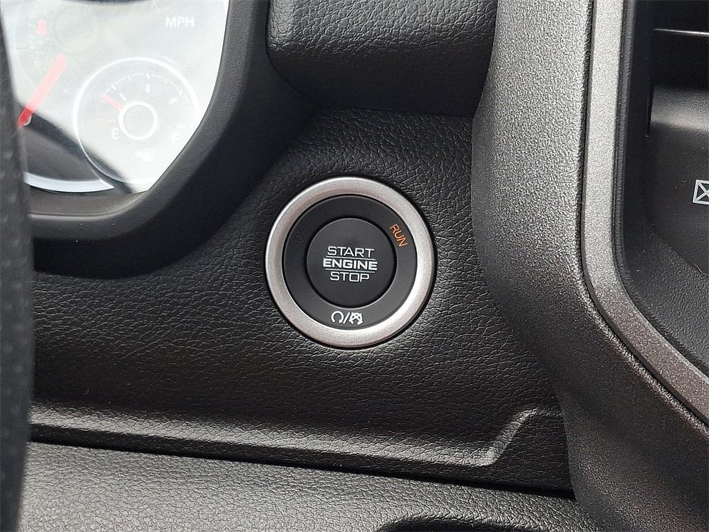 new 2025 Ram 1500 car, priced at $47,869