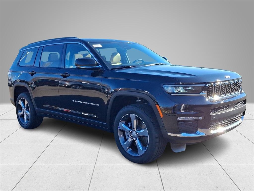 new 2025 Jeep Grand Cherokee L car, priced at $50,425