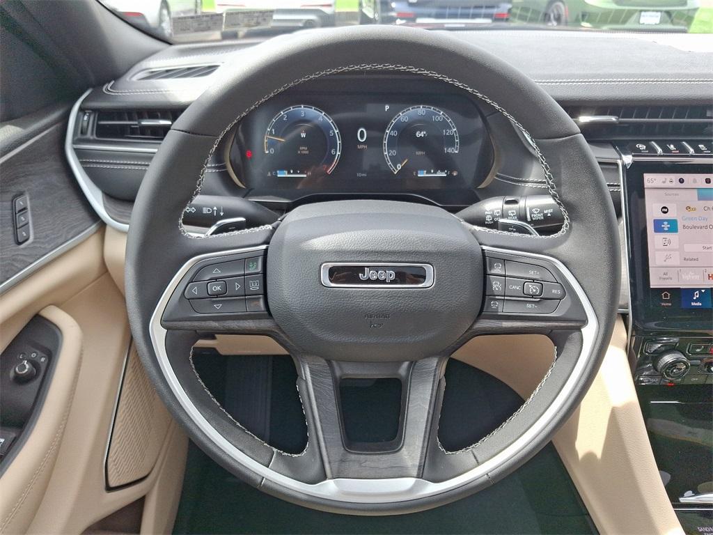 new 2025 Jeep Grand Cherokee L car, priced at $54,537