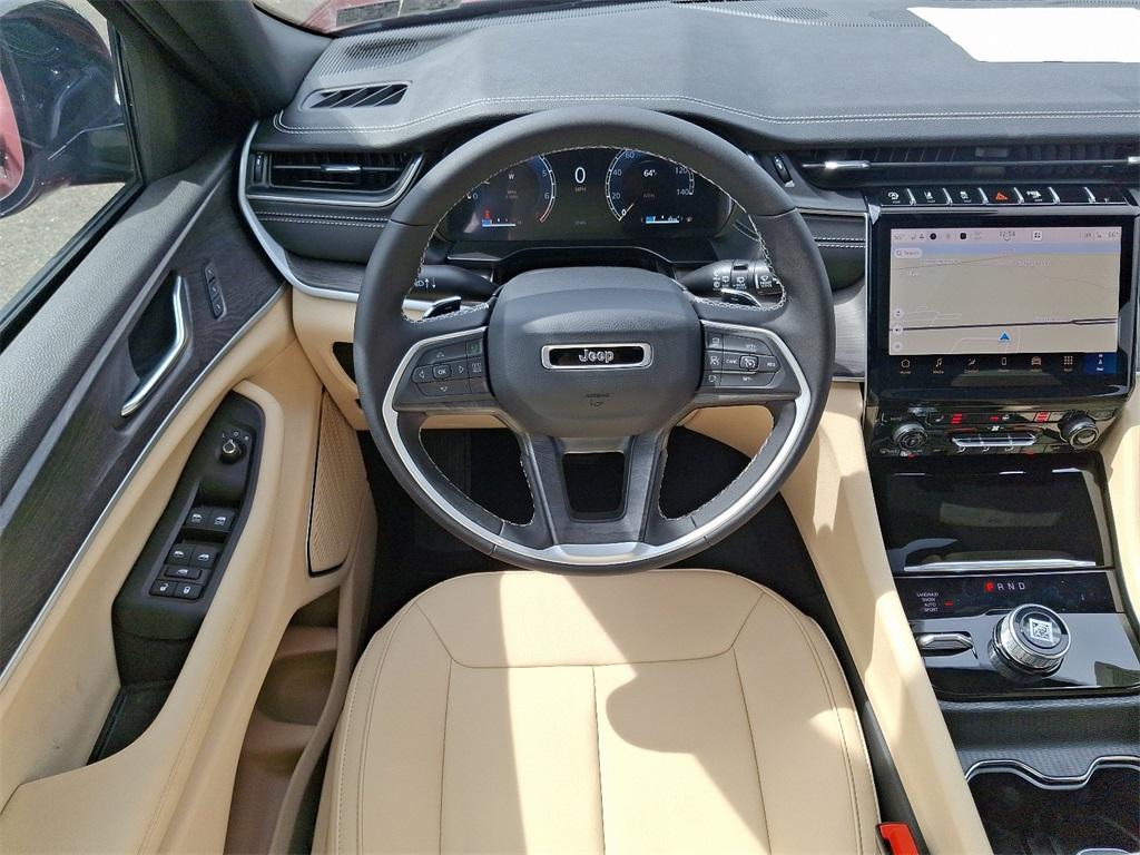 new 2025 Jeep Grand Cherokee L car, priced at $54,537