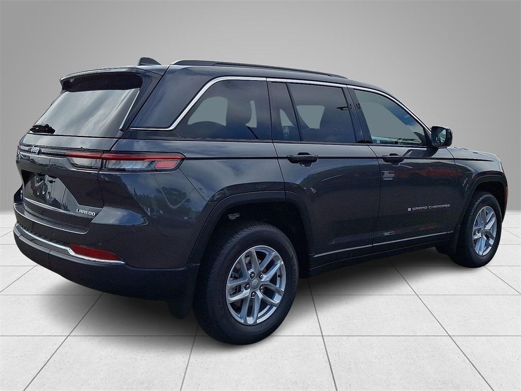 new 2025 Jeep Grand Cherokee car, priced at $44,595