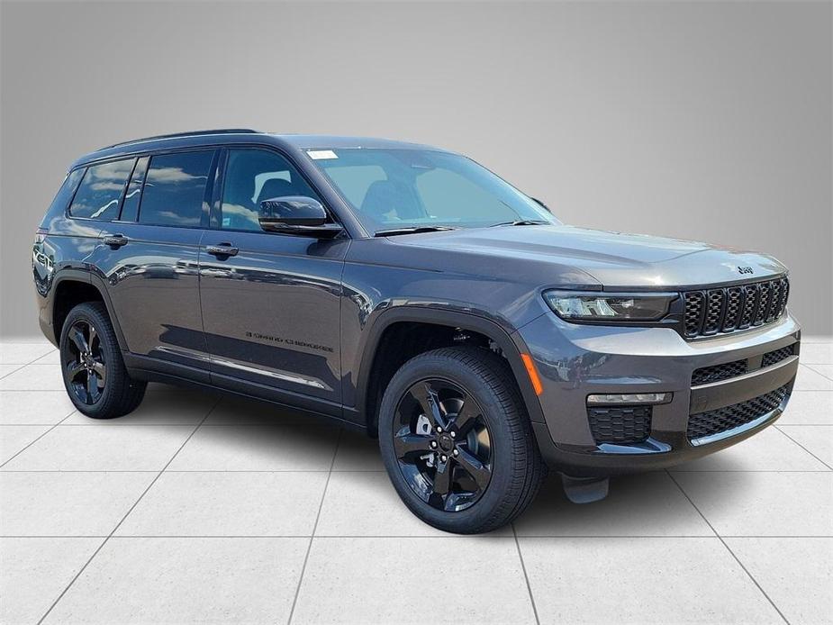 new 2024 Jeep Grand Cherokee L car, priced at $45,903