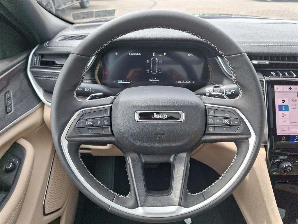 new 2025 Jeep Grand Cherokee L car, priced at $52,181