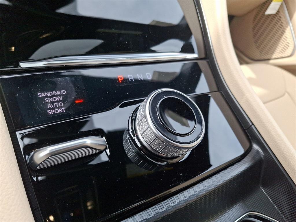 new 2025 Jeep Grand Cherokee L car, priced at $52,181