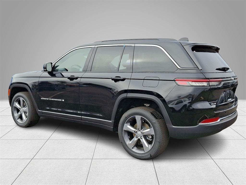 new 2025 Jeep Grand Cherokee car, priced at $46,777