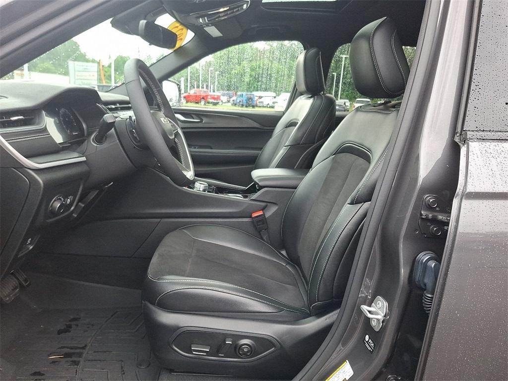 used 2023 Jeep Grand Cherokee L car, priced at $34,663