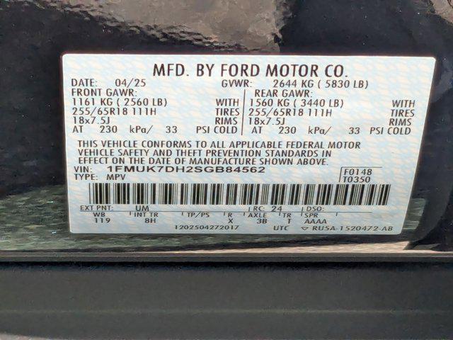 new 2025 Ford Explorer car, priced at $35,991