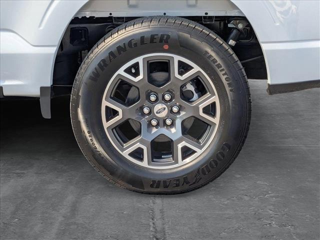new 2025 Ford F-150 car, priced at $44,191