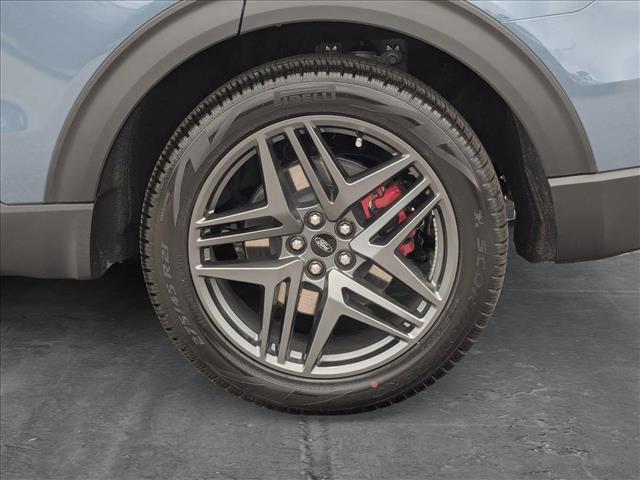 new 2025 Ford Explorer car, priced at $52,991