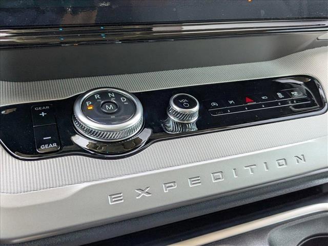 new 2025 Ford Expedition car, priced at $62,991