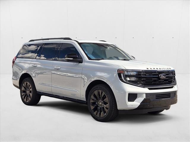 new 2025 Ford Expedition car, priced at $79,991