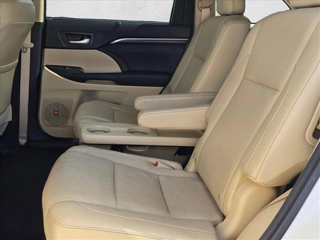 used 2015 Toyota Highlander car, priced at $21,791