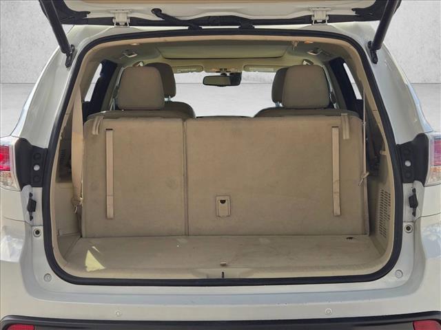 used 2015 Toyota Highlander car, priced at $21,791