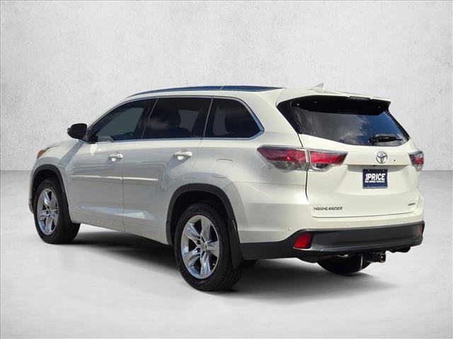 used 2015 Toyota Highlander car, priced at $21,791