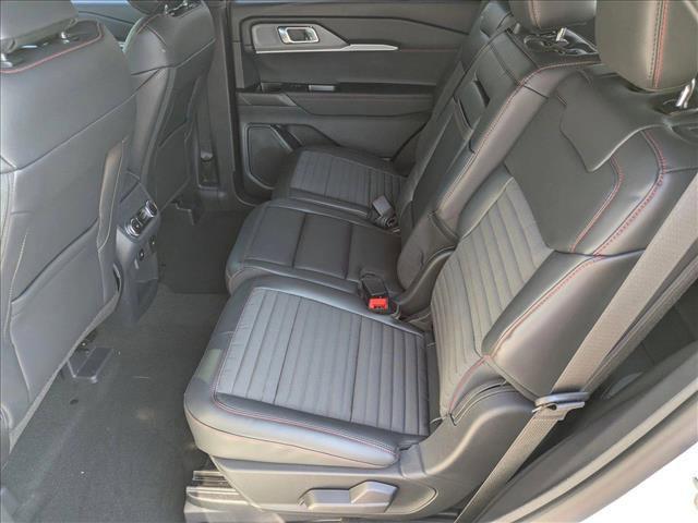 new 2025 Ford Explorer car, priced at $47,385