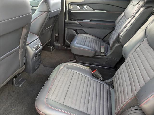new 2025 Ford Explorer car, priced at $45,391