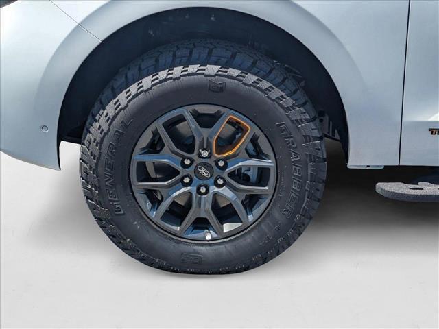 new 2025 Ford Expedition car, priced at $77,991