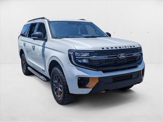 new 2025 Ford Expedition car, priced at $77,991