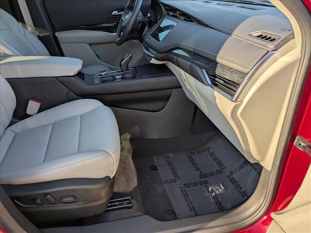 used 2023 Cadillac XT4 car, priced at $32,149