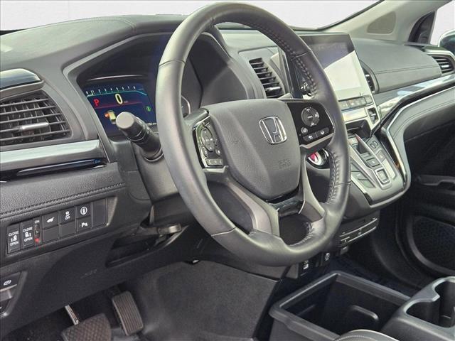 used 2024 Honda Odyssey car, priced at $43,891