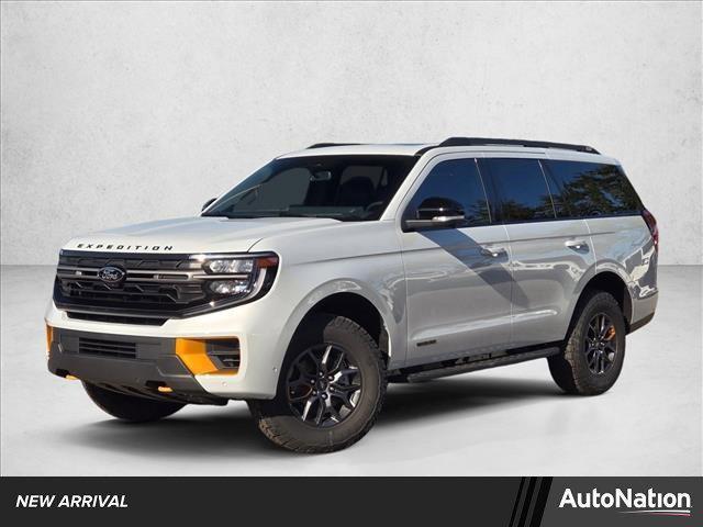 new 2025 Ford Expedition car, priced at $77,991