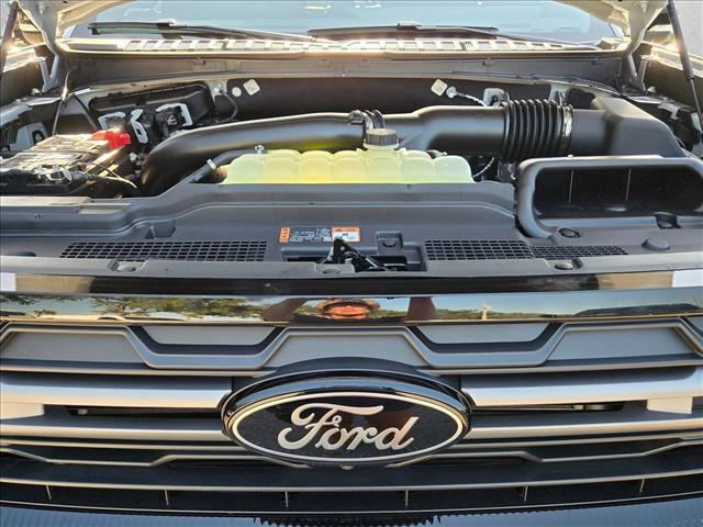 new 2025 Ford Expedition car, priced at $77,991