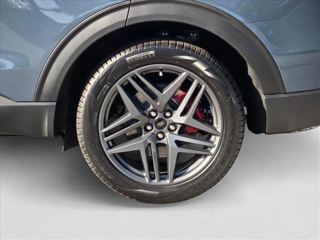 new 2025 Ford Explorer car, priced at $53,491
