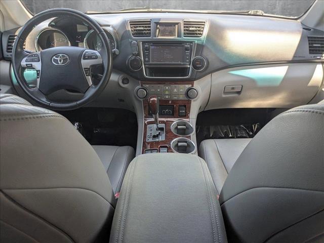 used 2013 Toyota Highlander car, priced at $10,991
