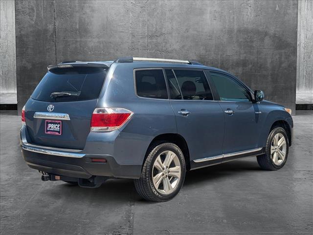used 2013 Toyota Highlander car, priced at $10,991
