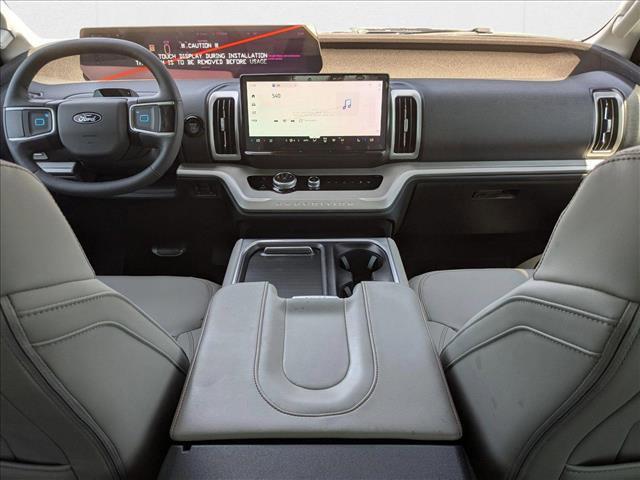 new 2025 Ford Expedition car, priced at $60,991
