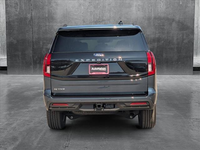 new 2025 Ford Expedition car, priced at $68,705