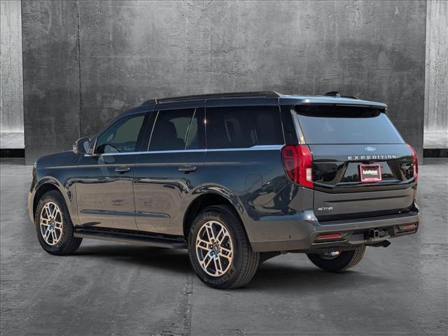 new 2025 Ford Expedition car, priced at $68,705