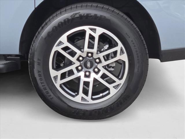 new 2025 Ford Expedition Max car, priced at $68,991