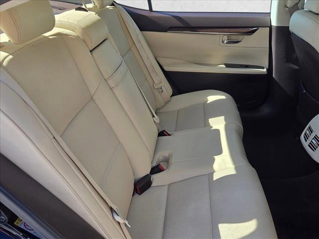 used 2017 Lexus ES 350 car, priced at $21,692