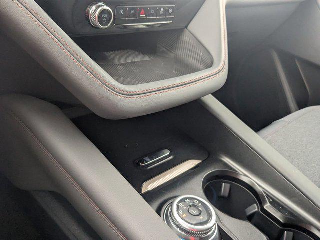 new 2025 Ford Explorer car, priced at $37,991