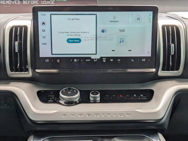 new 2025 Ford Expedition car, priced at $65,991