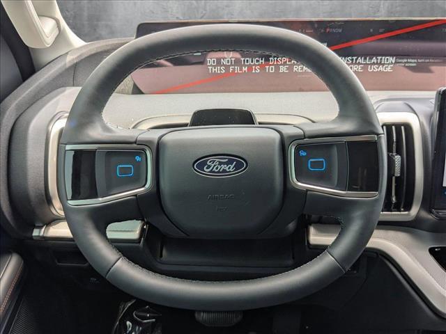 new 2025 Ford Expedition car, priced at $65,991