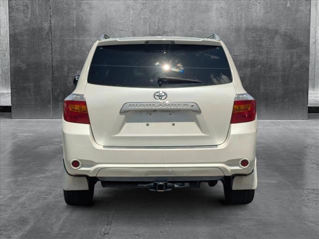 used 2010 Toyota Highlander car, priced at $10,491