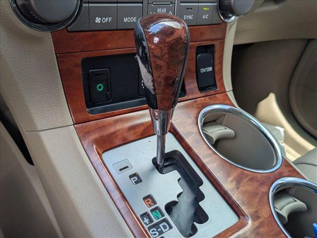 used 2010 Toyota Highlander car, priced at $10,491