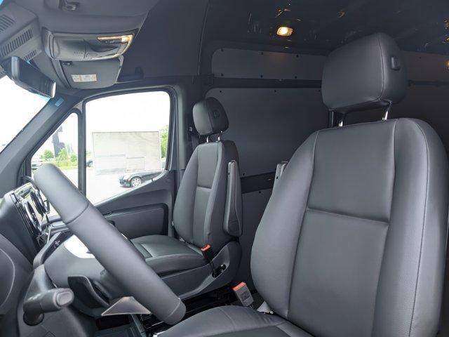 new 2025 Mercedes-Benz Sprinter 2500 car, priced at $84,137