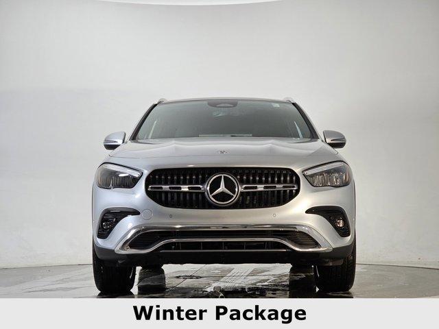 new 2025 Mercedes-Benz GLA 250 car, priced at $52,305