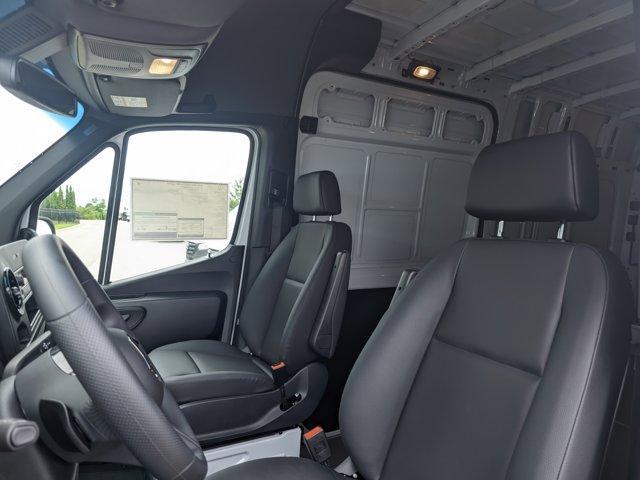new 2025 Mercedes-Benz Sprinter 2500 car, priced at $61,662