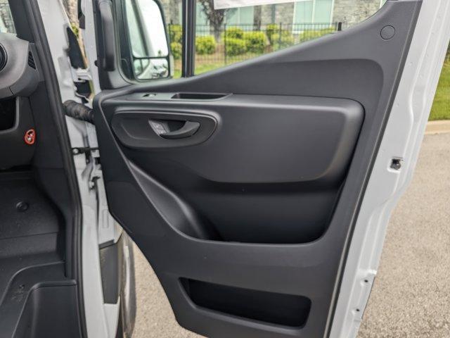 new 2025 Mercedes-Benz Sprinter 2500 car, priced at $61,662