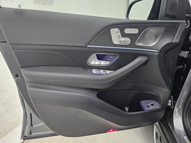 new 2026 Mercedes-Benz GLS 450 car, priced at $100,080
