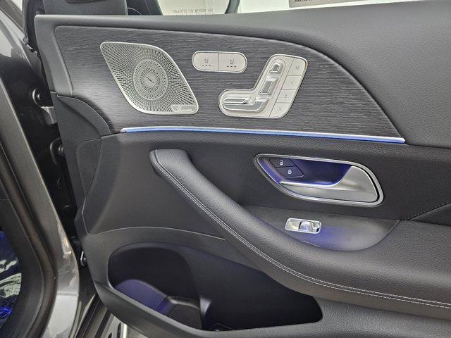 new 2026 Mercedes-Benz GLS 450 car, priced at $100,080