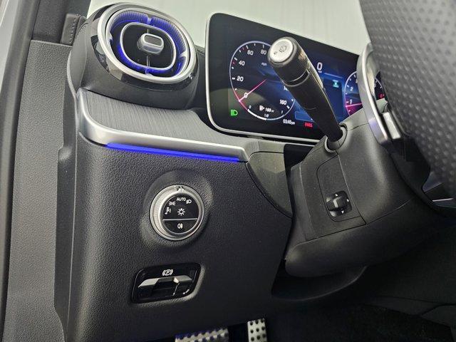 new 2025 Mercedes-Benz C-Class car